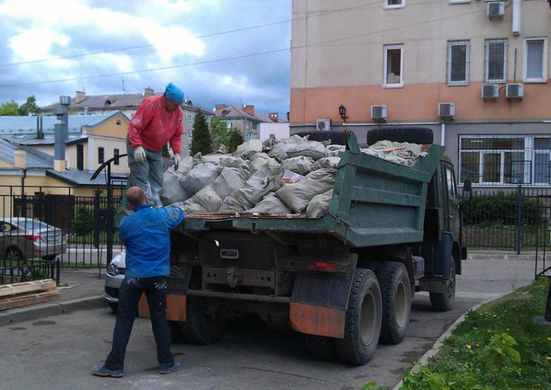 Вывоз мусора из новостройки в Приморско-Ахтарске – ПроМусор, контейнеры, уборка и грузчики от 2129 руб