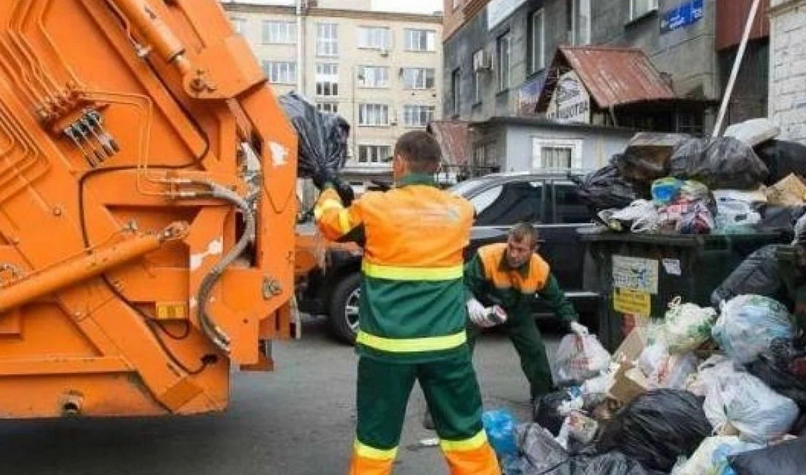 Срочный вывоз мусора в Приморско-Ахтарске от ПроМусор — заказ день в день от 2889 руб., грузчики, цена